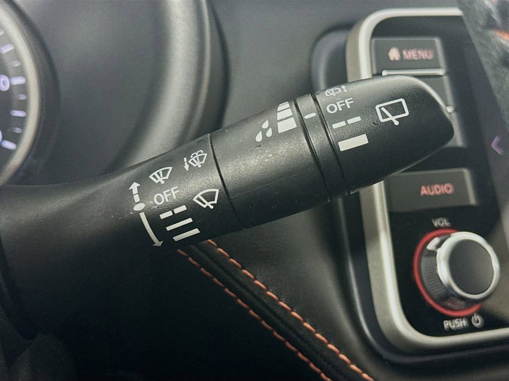 Used 2018 Nissan Kicks SR w/ Premium Package image 14