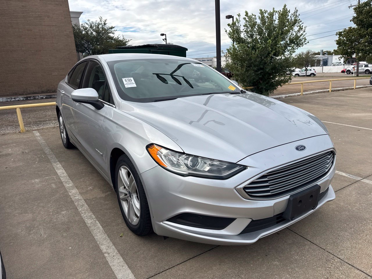 Used 2018 Ford Fusion S FWD image 3