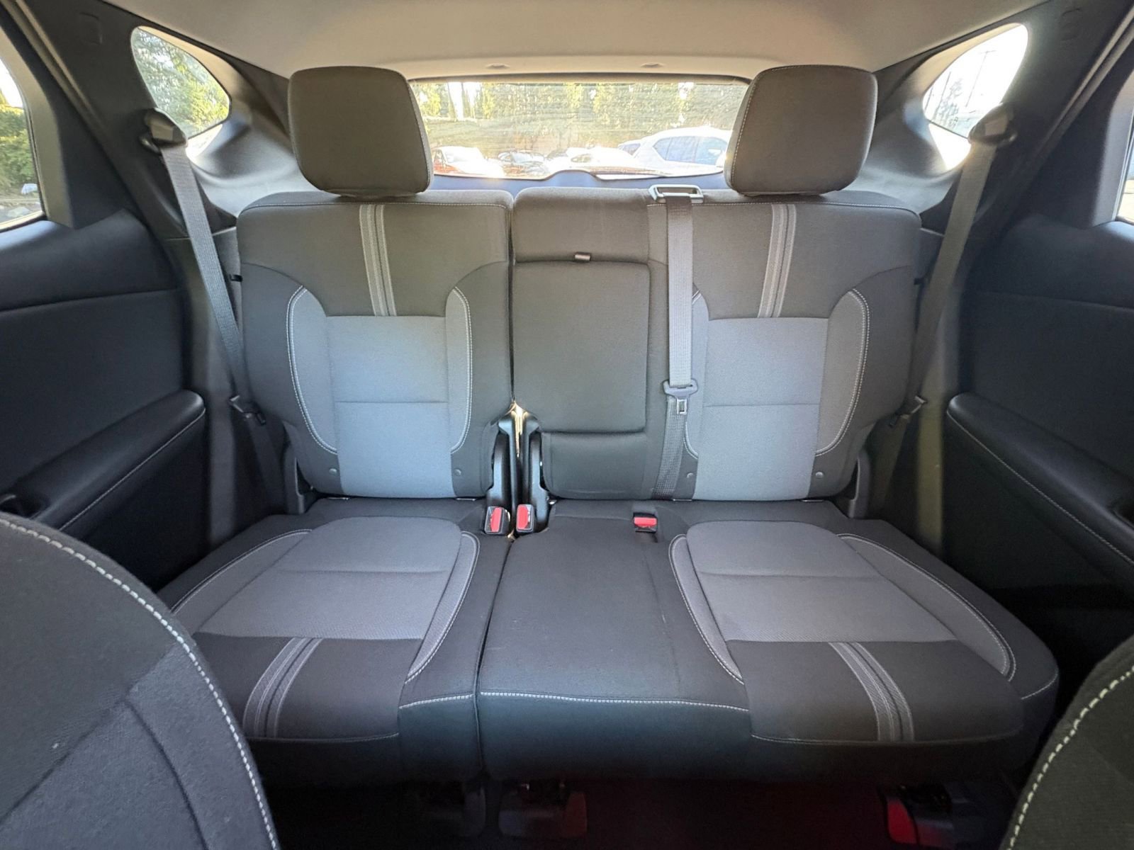 Used 2025 Chevrolet Blazer LT image 39