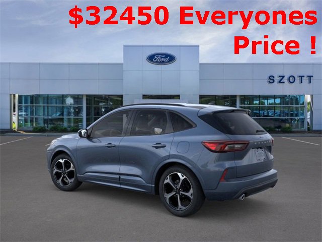 New 2024 Ford Escape ST-Line Select w/ Tech Pack #2 image 4