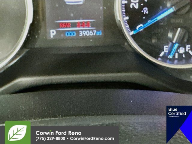 Used 2021 Toyota RAV4 XLE w/ Convenience Package AWD/4WD image 16