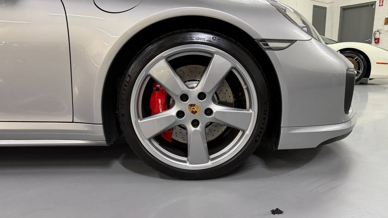 Used 2017 Porsche 911 4 Coupe AWD/4WD image 37