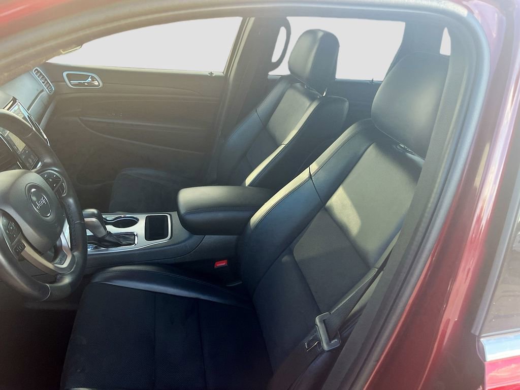 Used 2022 Jeep Grand Cherokee Laredo X image 19