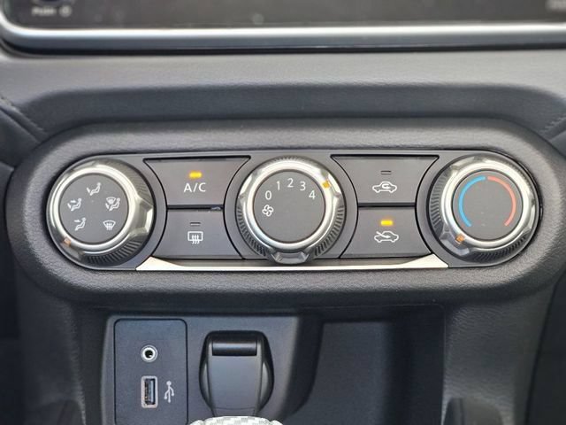 New 2025 Nissan Versa S w/ S Plus Package FWD image 19