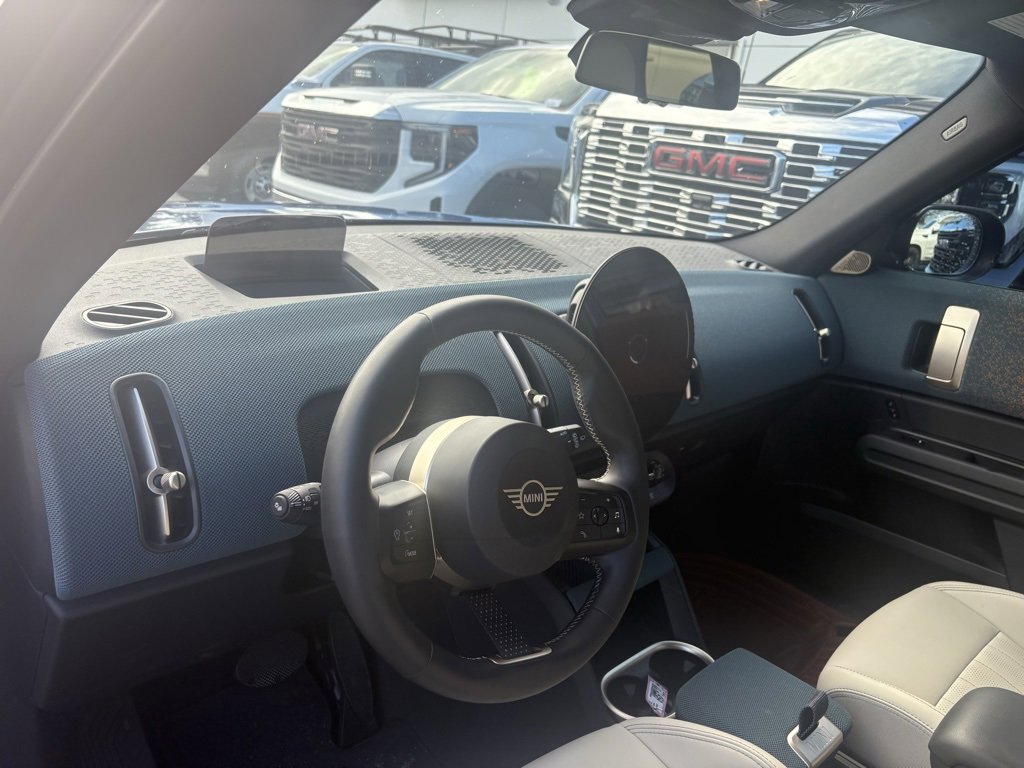 Used 2025 MINI Cooper Countryman S image 13