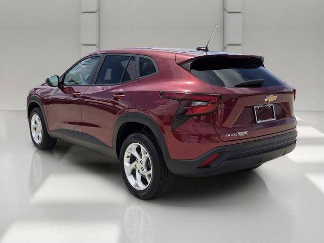 Certified 2024 Chevrolet Trax LS w/ LS Convenience Package FWD image 3