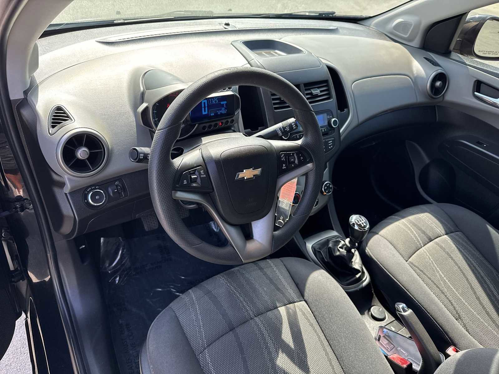 Used 2014 Chevrolet Sonic LT w/ Wheels and Fog Lamp Package FWD image 2