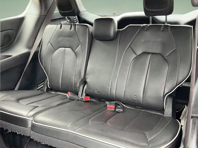Used 2018 Chrysler Pacifica Limited w/ Advanced Safetytec Group image 21