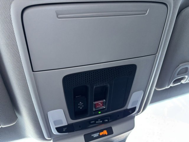 Certified 2025 Honda Accord SE image 21