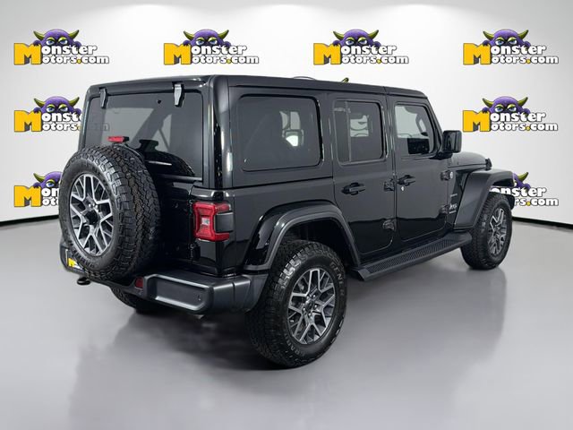 Used 2024 Jeep Wrangler Unlimited Sahara w/ Technology Group AWD/4WD image 5