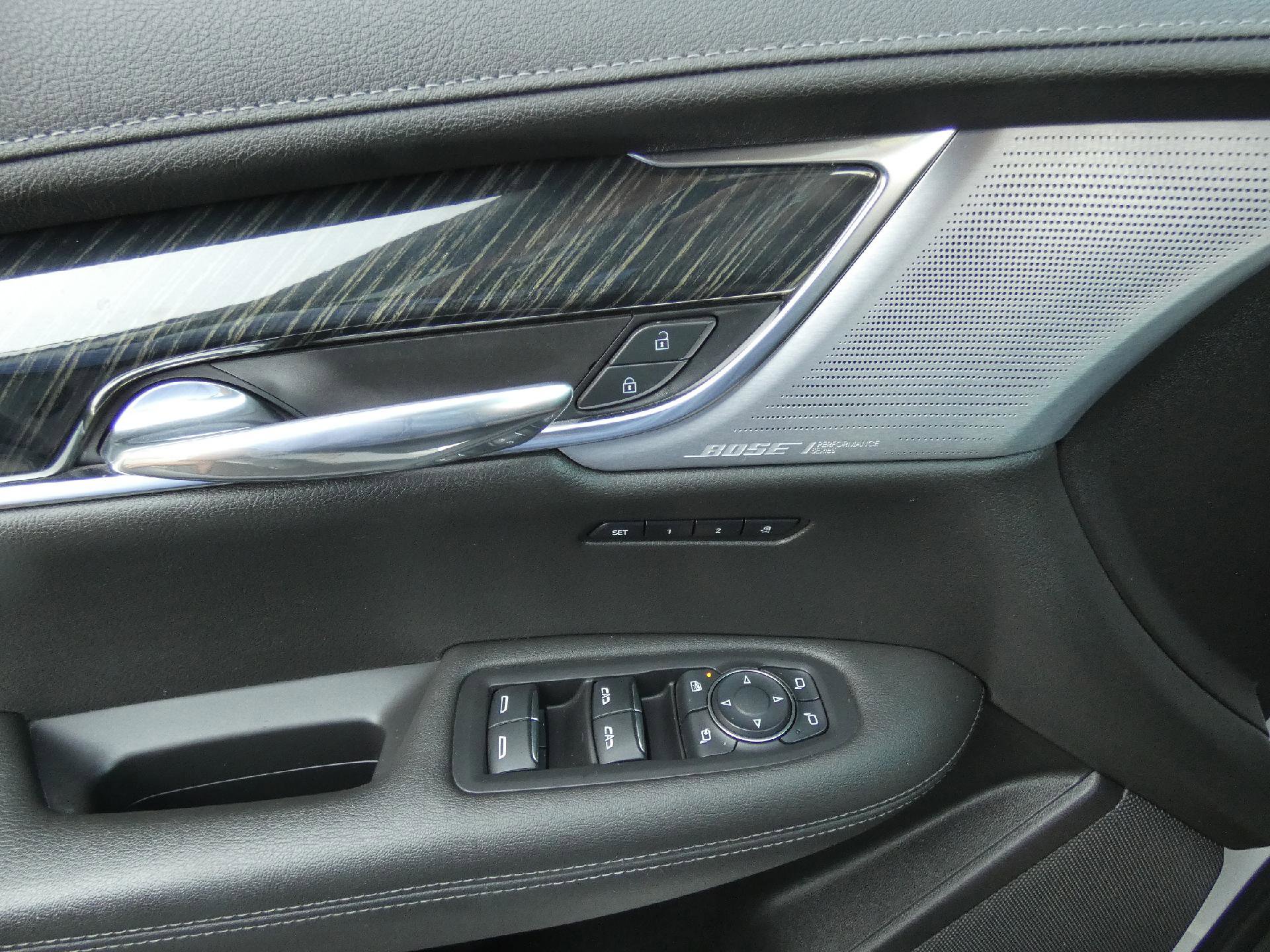 Used 2021 Cadillac XT6 Premium Luxury image 20