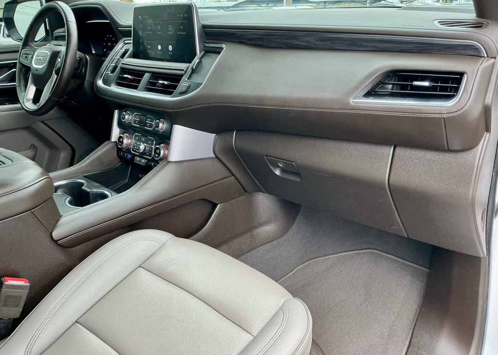 Used 2023 GMC Yukon SLT AWD/4WD image 24