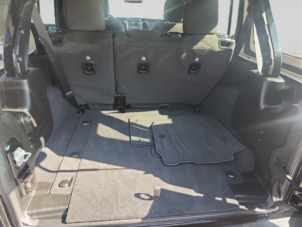 Used 2022 Jeep Wrangler Unlimited Sport AWD/4WD image 19