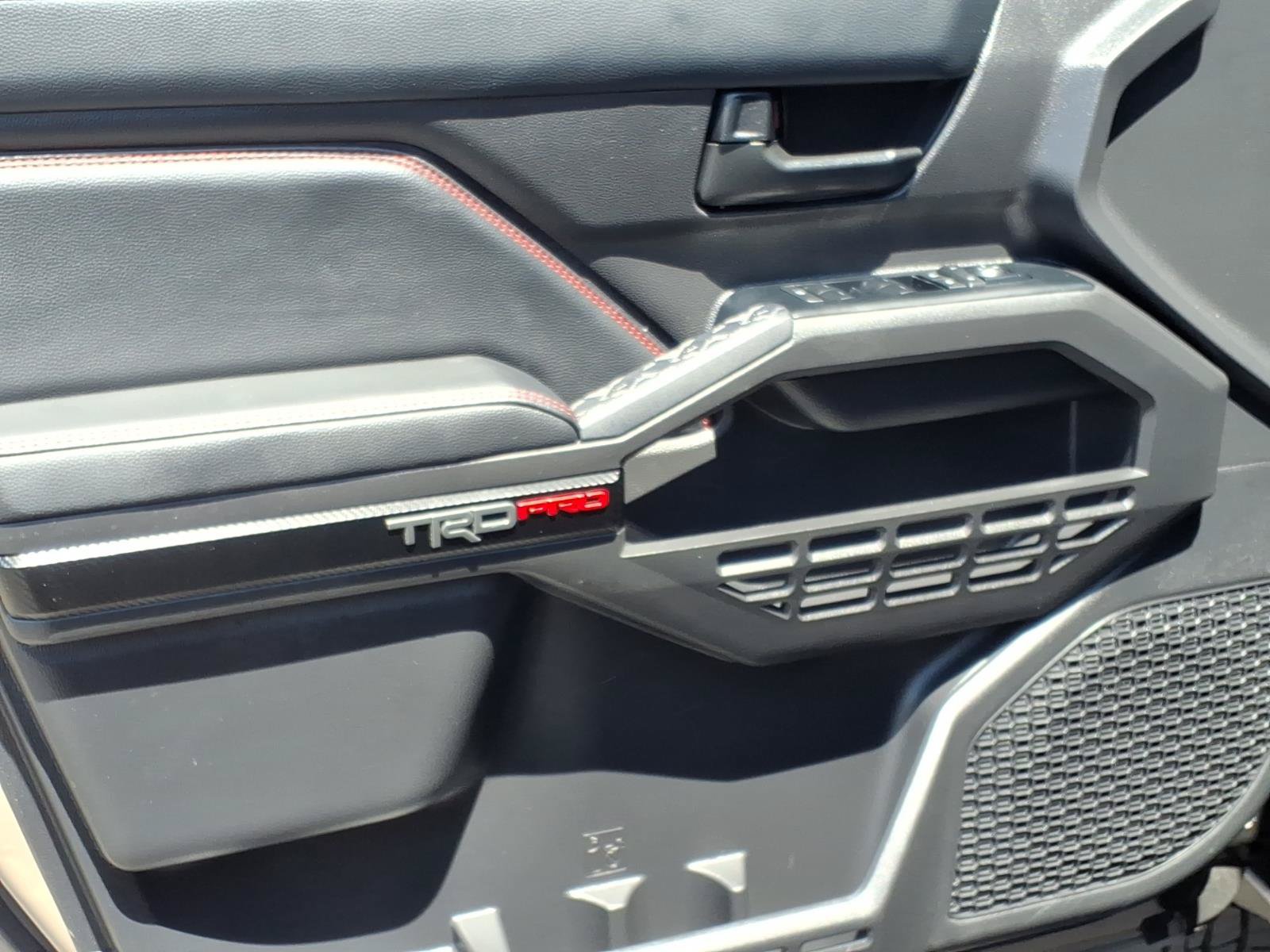 Certified 2025 Toyota Tacoma TRD Pro AWD/4WD image 13