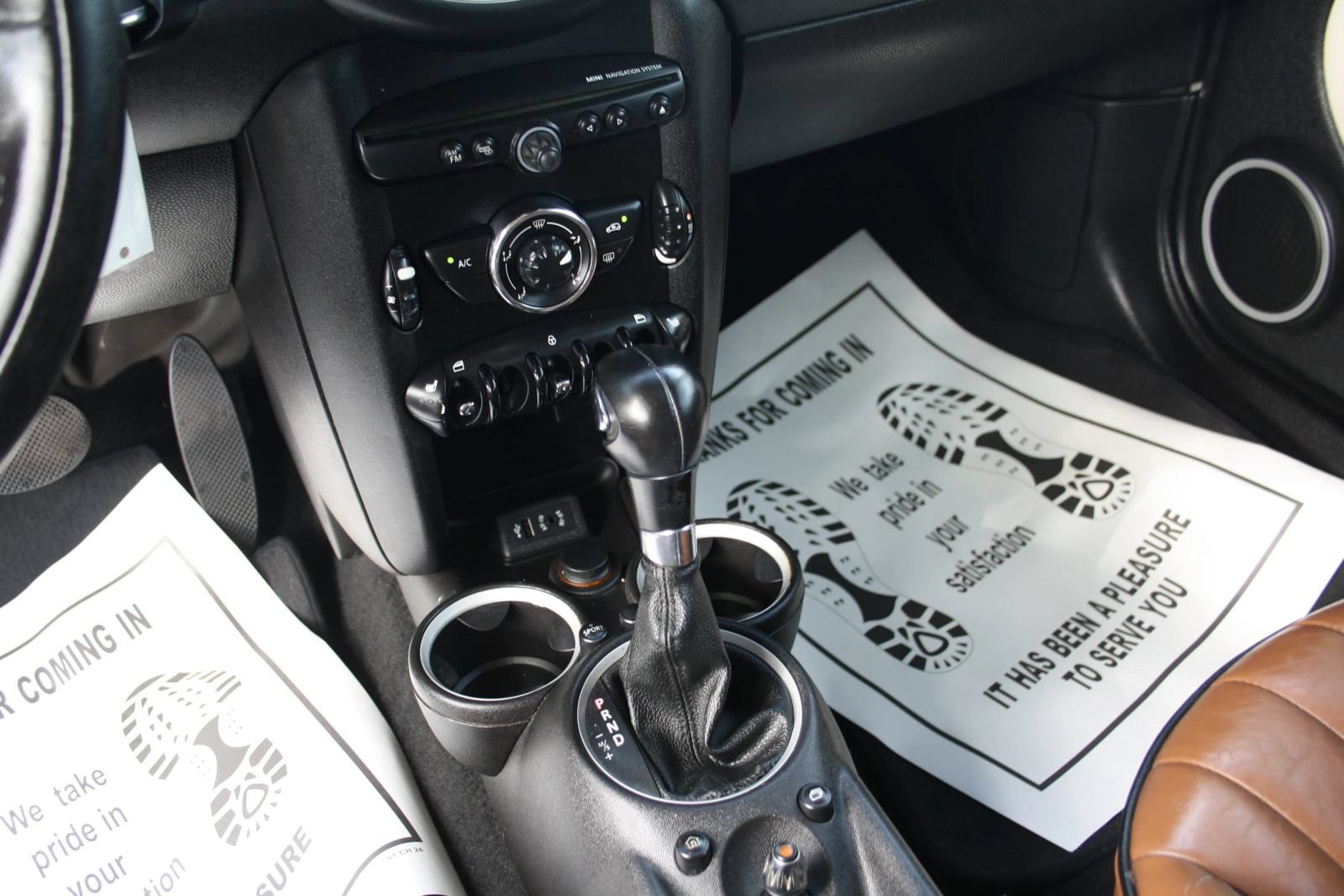 Used 2013 MINI Cooper Clubman FWD image 15
