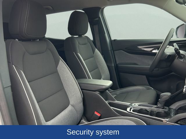 Used 2025 Chevrolet TrailBlazer LT AWD/4WD image 20