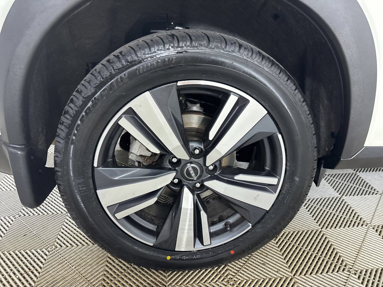 Used 2023 Nissan Rogue SL w/ SL Premium Package AWD/4WD image 33