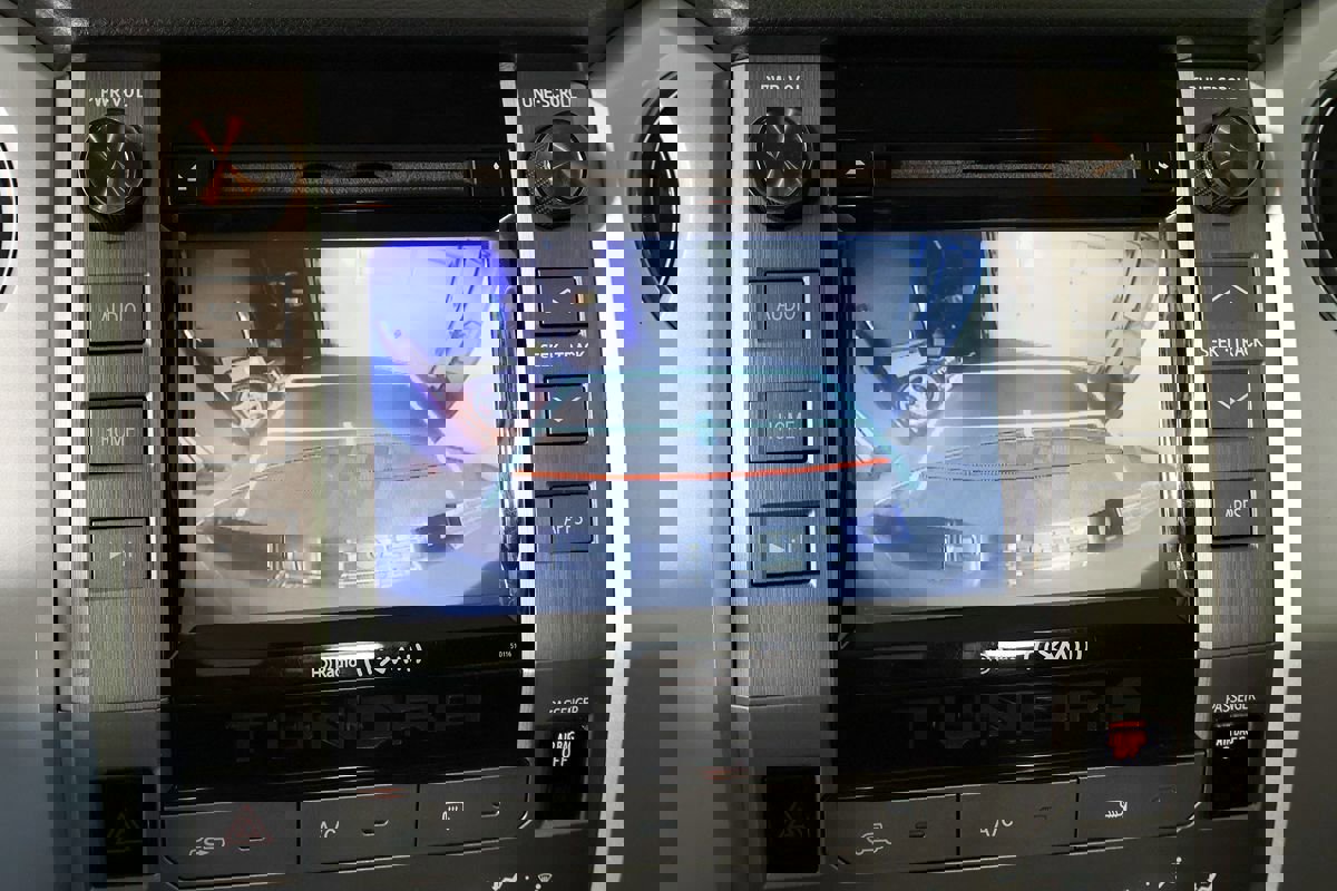 Used 2017 Toyota Tundra SR5 image 33