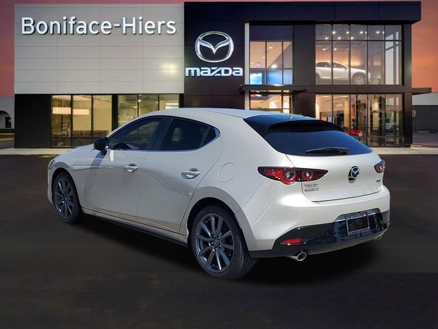 Certified 2022 MAZDA MAZDA3 s image 3