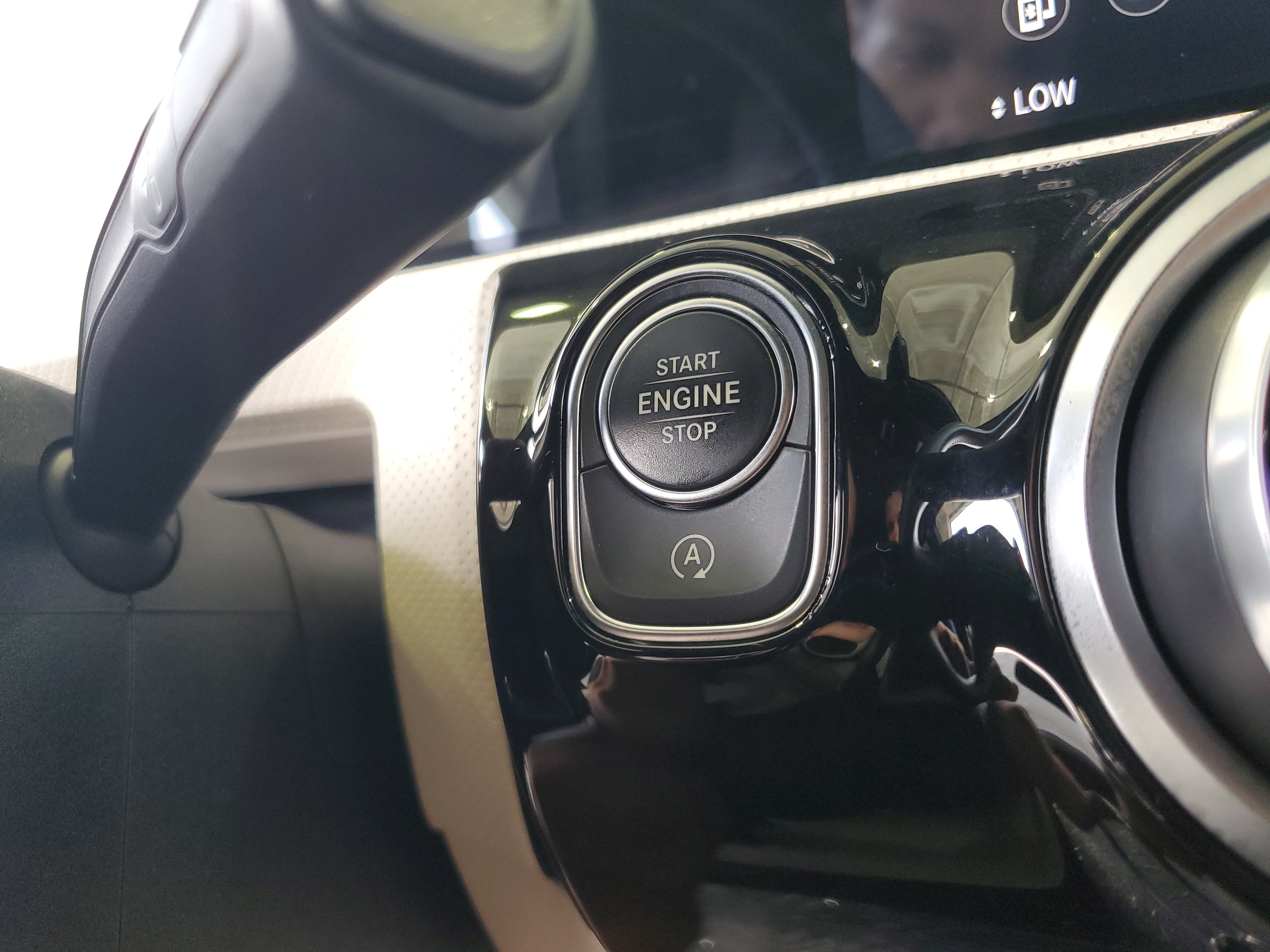 Used 2022 Mercedes-Benz A 220 image 31