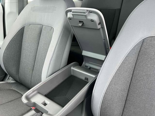 New 2024 Hyundai Ioniq 5 SEL image 18