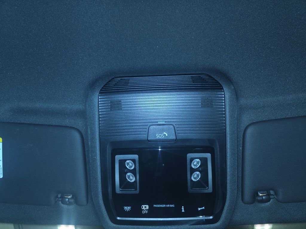 Used 2025 Volkswagen Golf w/ Euro Style Package image 13