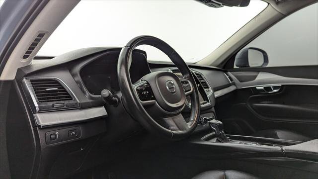 Used 2021 Volvo XC90 T5 Momentum w/ Protection Package Premier image 23