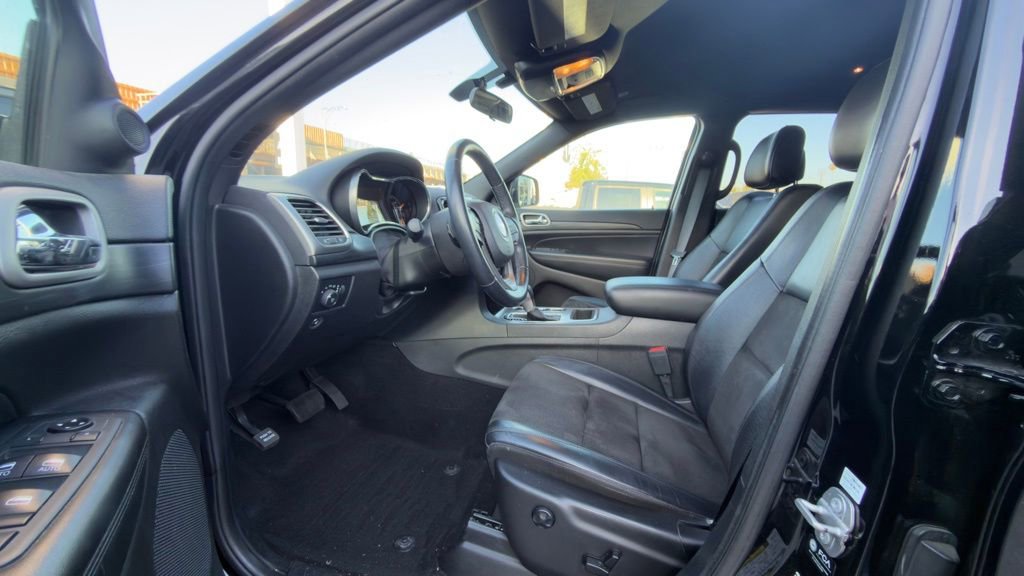 Used 2021 Jeep Grand Cherokee Laredo X RWD image 7