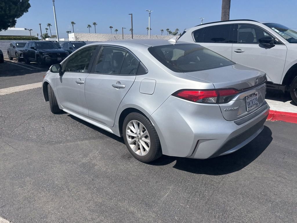 Used 2020 Toyota Corolla XLE w/ Carpet Mat Package (TMS) FWD image 13