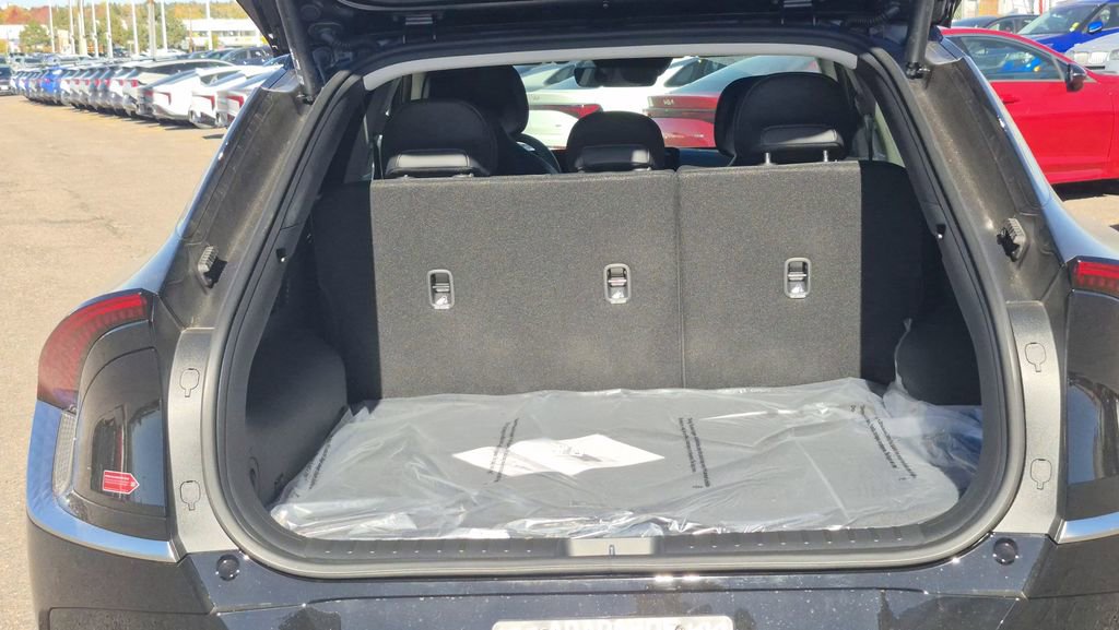 New 2025 Kia EV6 Light w/ Light LR Technology Package image 14