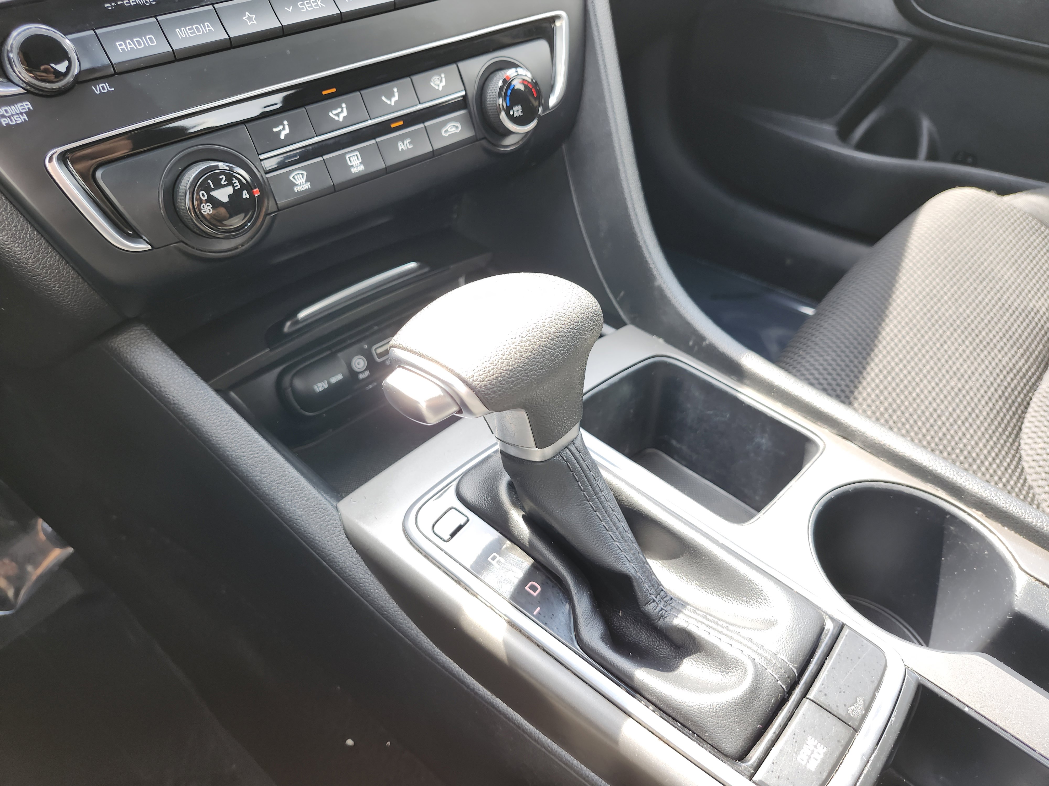 Used 2020 Kia Optima LX FWD image 29