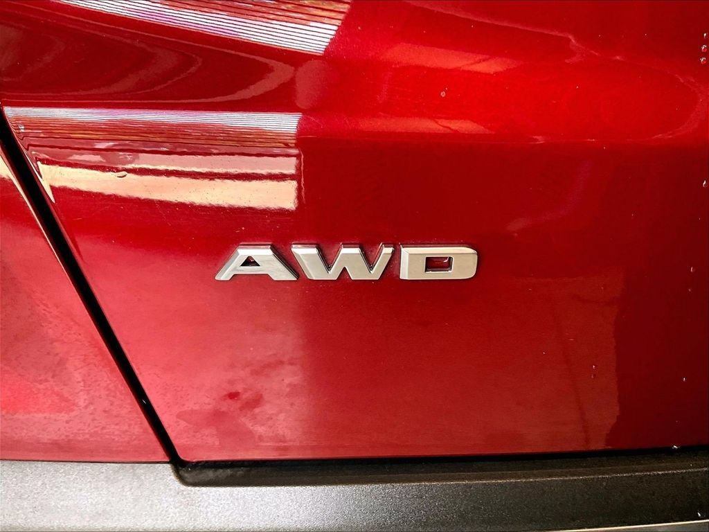 Used 2017 Cadillac XT5 Luxury w/ Driver Awareness Package AWD/4WD image 30