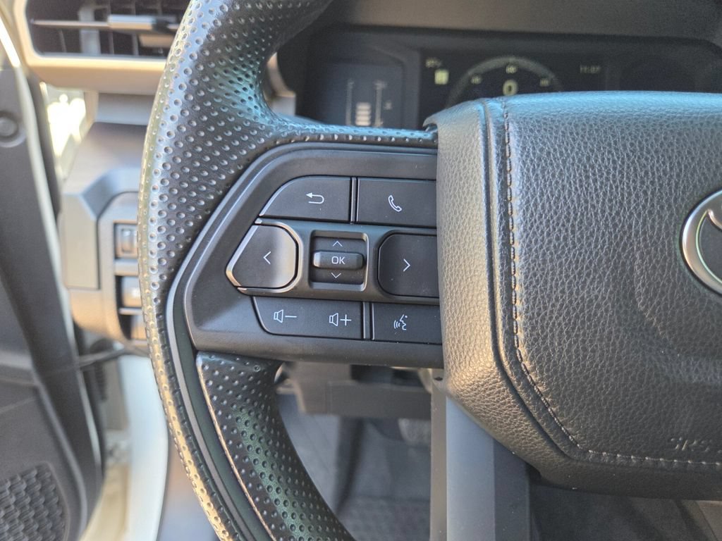 Certified 2024 Toyota Tacoma SR AWD/4WD image 29