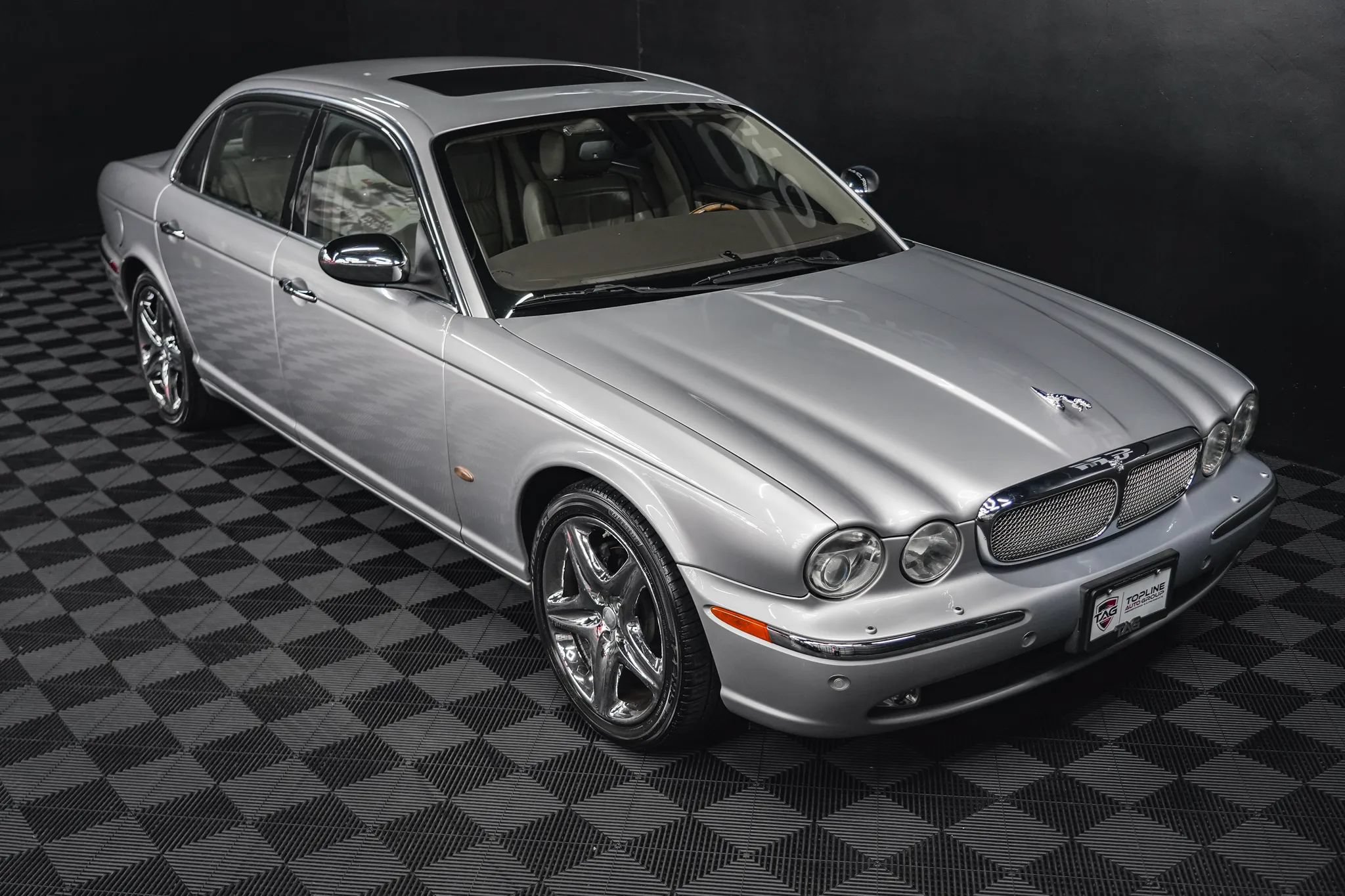 Used 2006 Jaguar XJ Vanden Plas RWD image 15