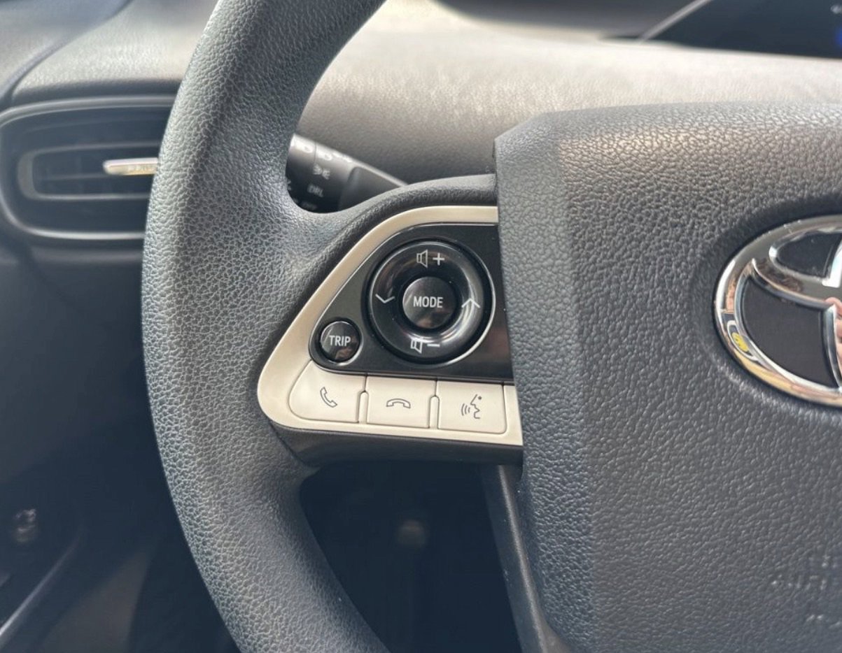 Used 2016 Toyota Prius Two FWD image 16
