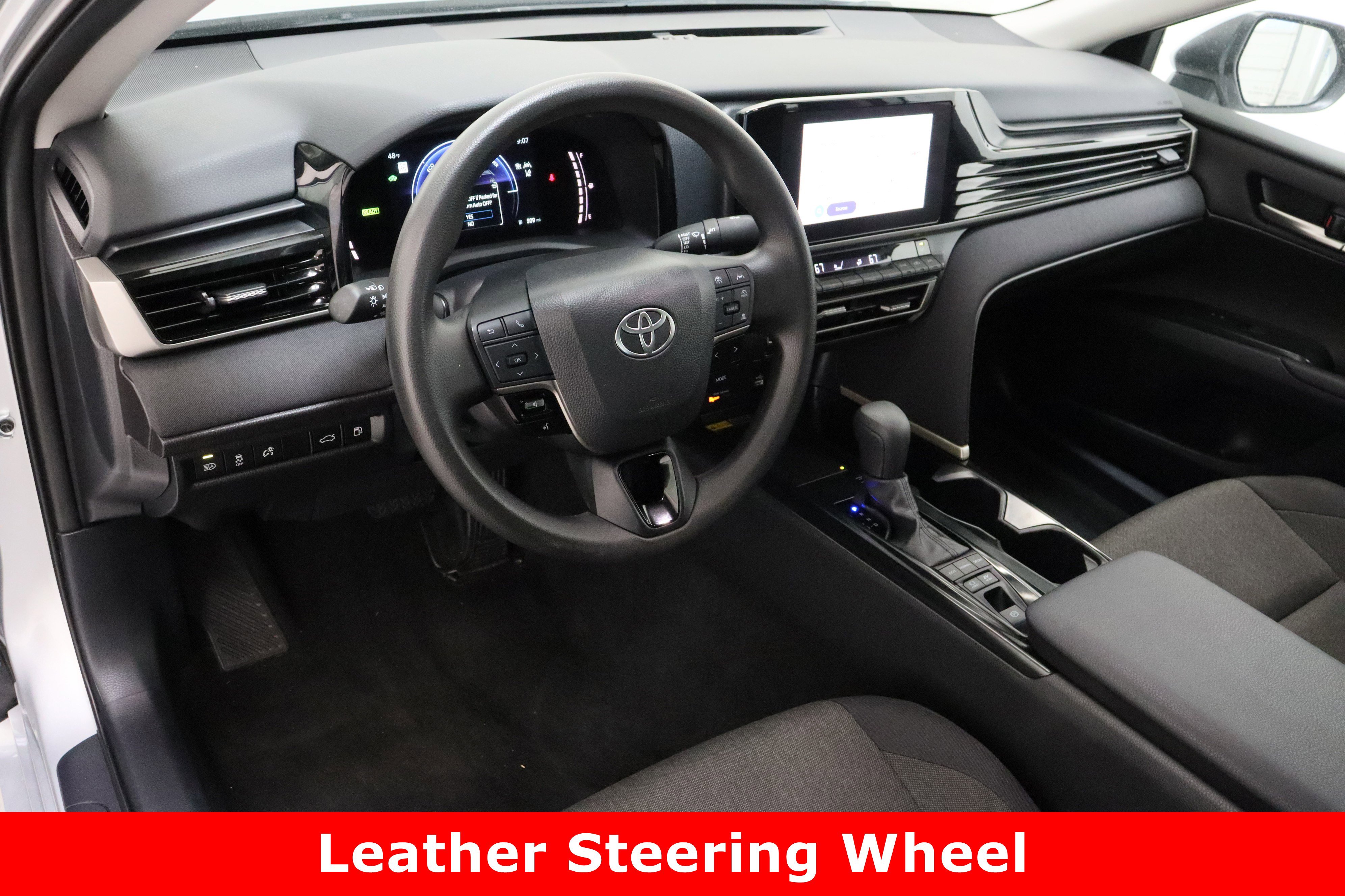 Certified 2025 Toyota Camry LE image 13