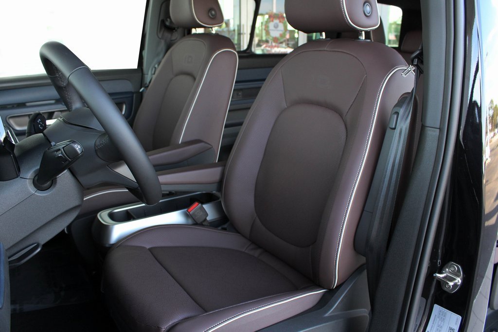 New 2025 Volkswagen ID. Buzz Pro S image 46