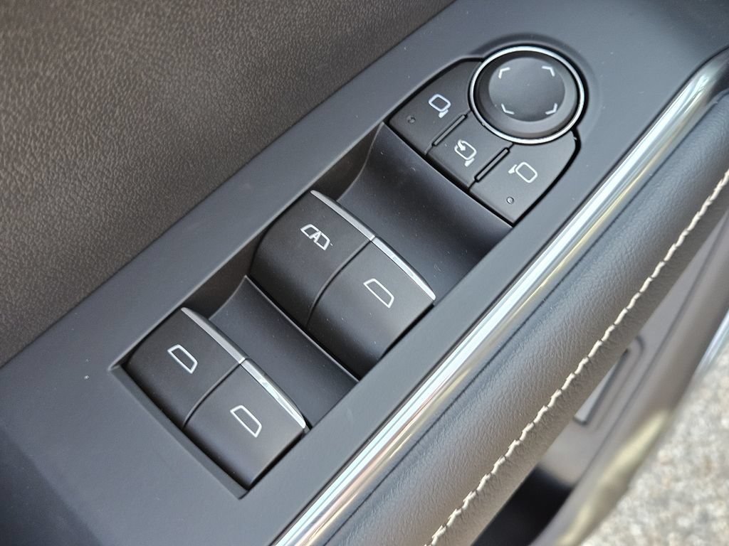New 2026 GMC Acadia Denali w/ Super Cruise Package FWD image 20