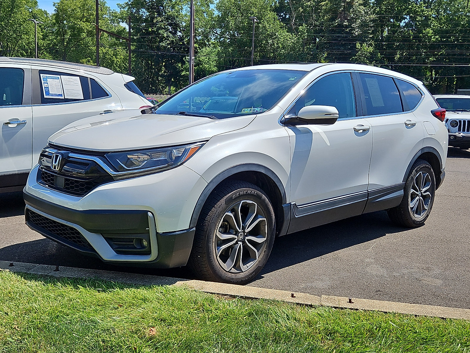 Used 2020 Honda CR-V EX image 3