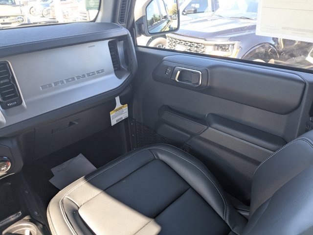 New 2025 Ford Bronco Outer Banks image 14