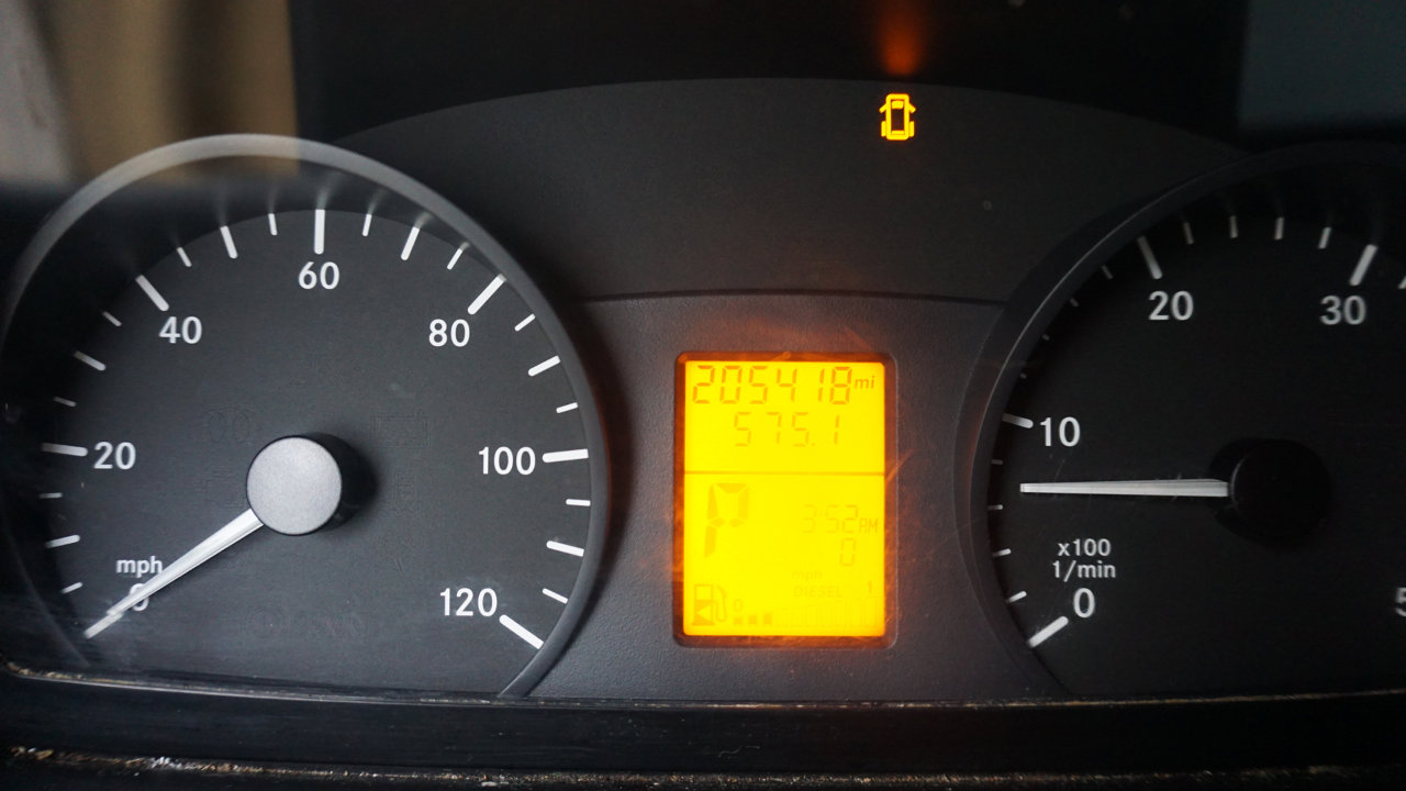 Used 2017 Mercedes-Benz Sprinter 2500 image 14