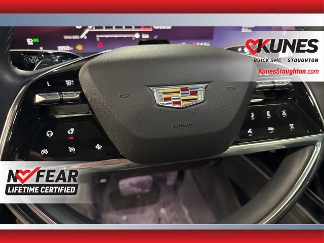 Used 2025 Cadillac Escalade Sport w/ Touring Package AWD/4WD image 24
