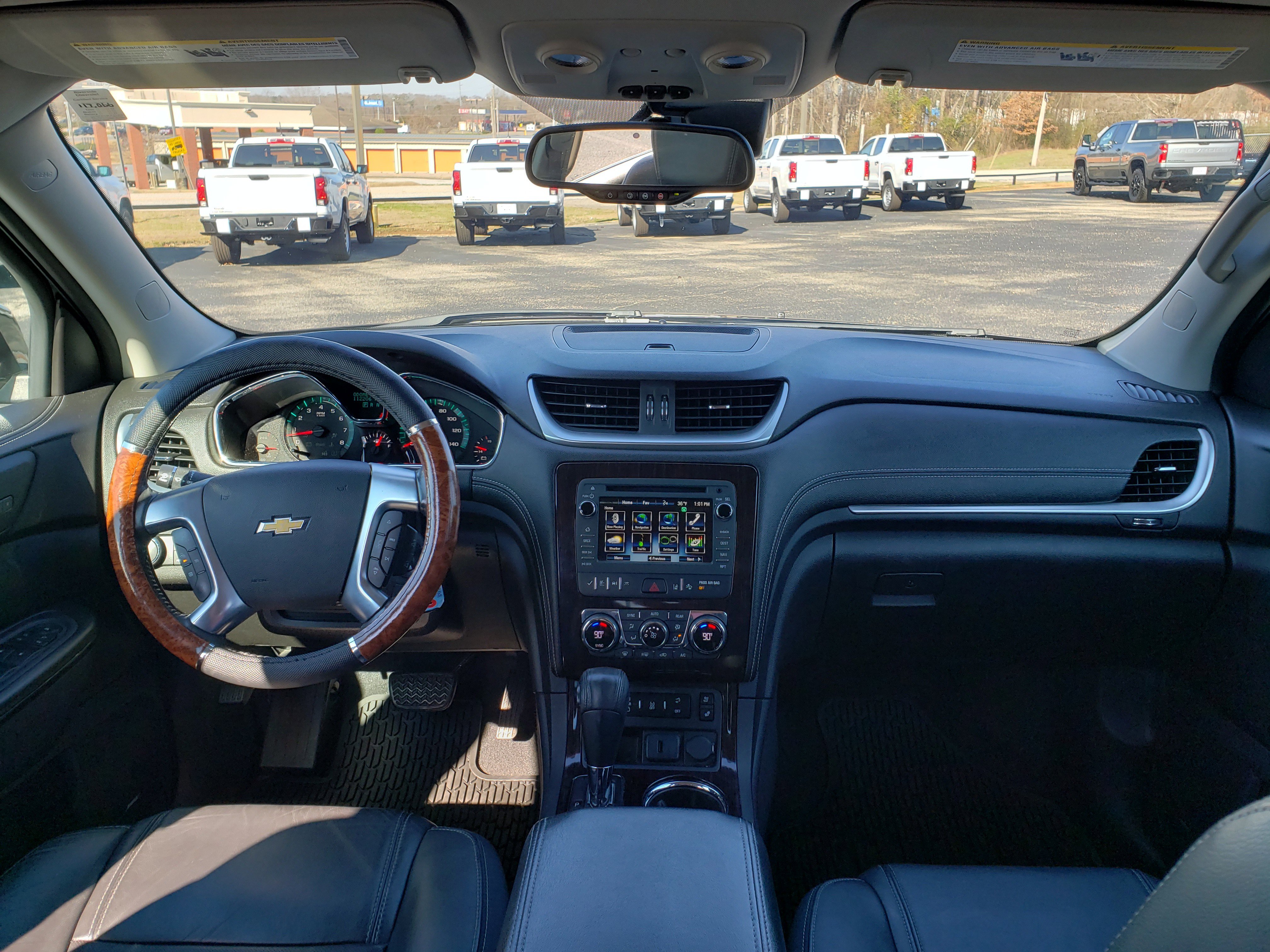 Used 2017 Chevrolet Traverse Premier image 38