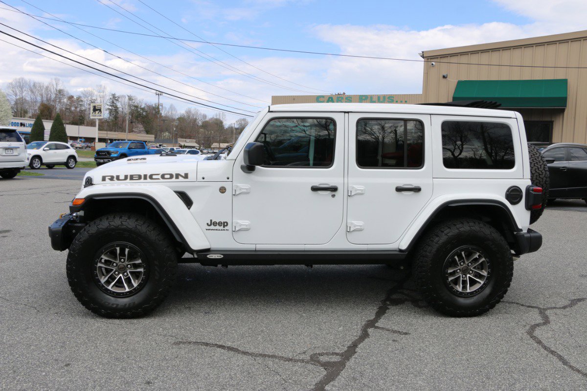 Used 2024 Jeep Wrangler Unlimited Rubicon 392 AWD/4WD image 2