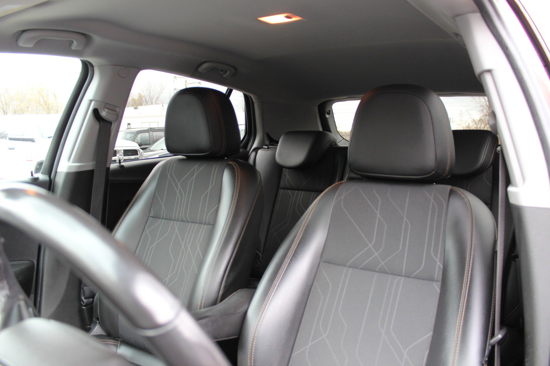 Used 2019 Chevrolet Trax LT w/ LT Convenience Package image 17