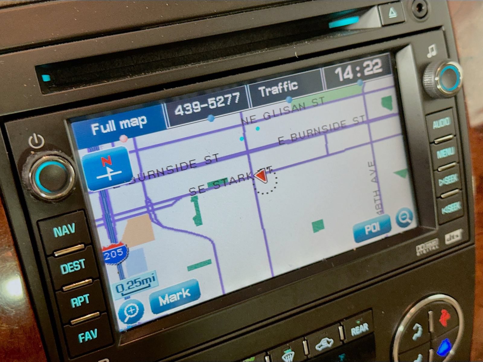 Used 2010 Chevrolet Suburban LTZ AWD/4WD image 13