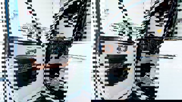 Used 2019 Rolls-Royce Cullinan image 15