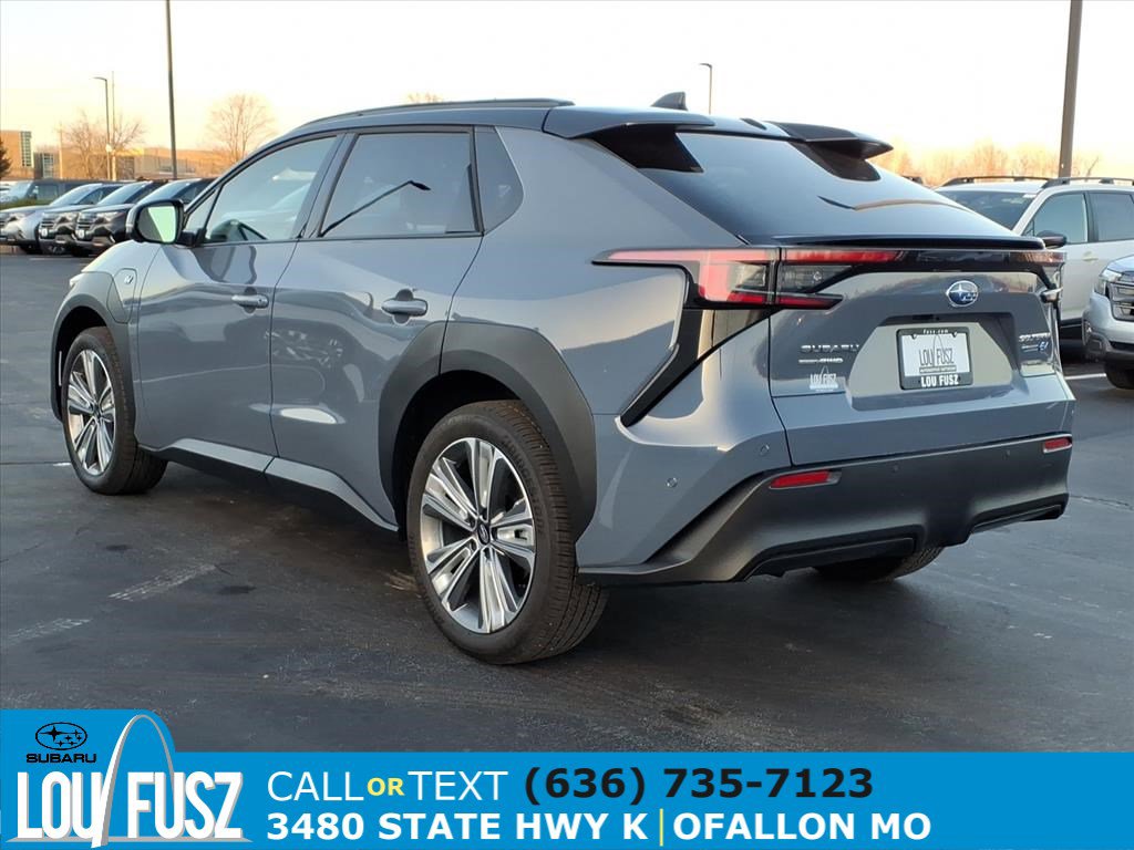 Used 2024 Subaru Solterra Touring image 5