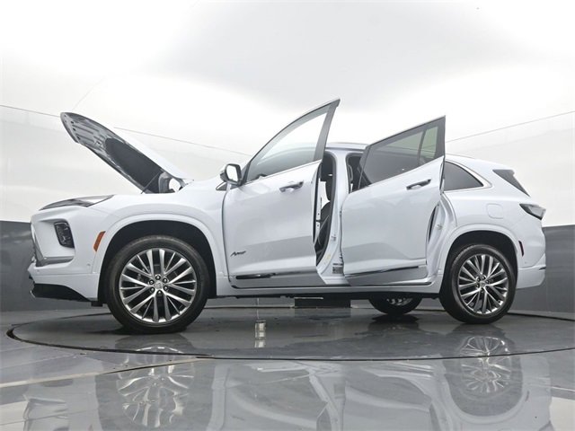 New 2026 Buick Enclave Avenir w/ Super Cruise Package image 61