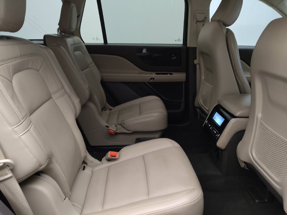 Used 2021 Lincoln Aviator Reserve RWD image 19